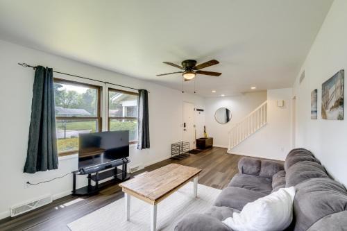 Ashland House | 1 Mi to Freer Field: Ashland Home w/Yard!