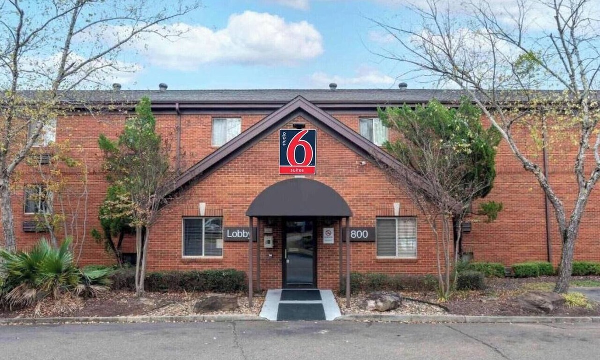 Tougaloo Apartment | 1 Queen Bed | Non-Smoking, Kitchen, Sofa-Bed
