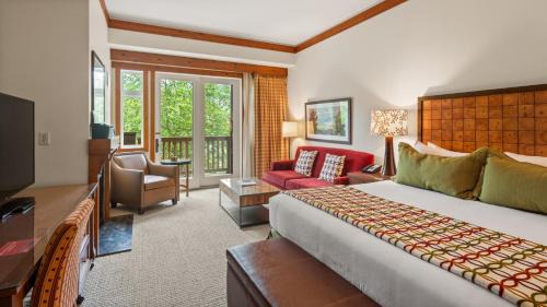 Stowe Area Resort | 1234 Lodge At Spruce Peak Ski In Ski In Ski Out King Studio By Stowe Mountain Rentals