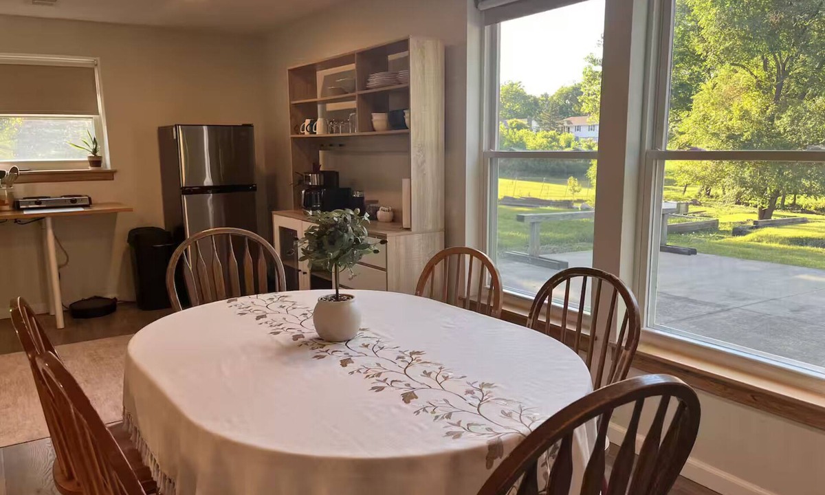 Raytown Apartment | 2-Acre Retreat Minutes from World Cup