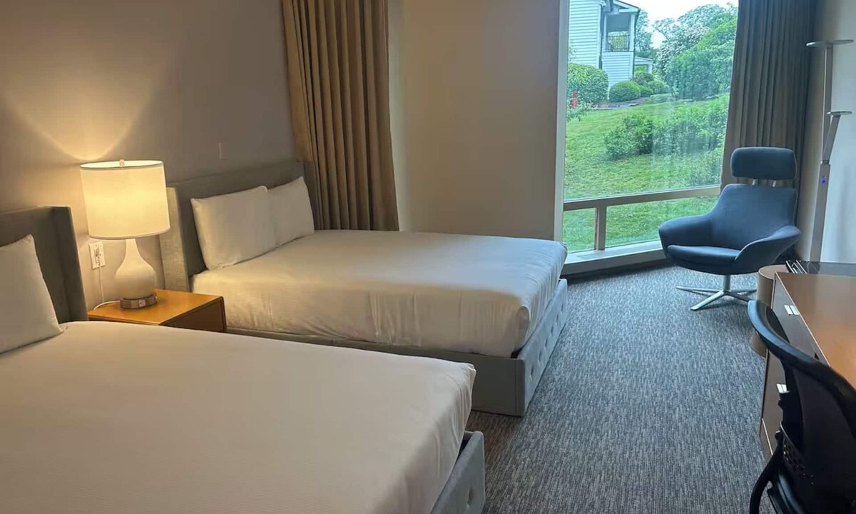 Ossining Hotel | 2 Double Rooms | Cozy Escape with Convenient Access to Downtown Spots