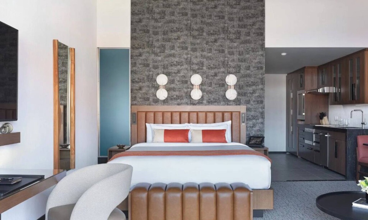 Ivins Hotel | 2 Pleasant Rooms, w/Outdoor Pool + Local Charm – Perfect for Exploring Ivins