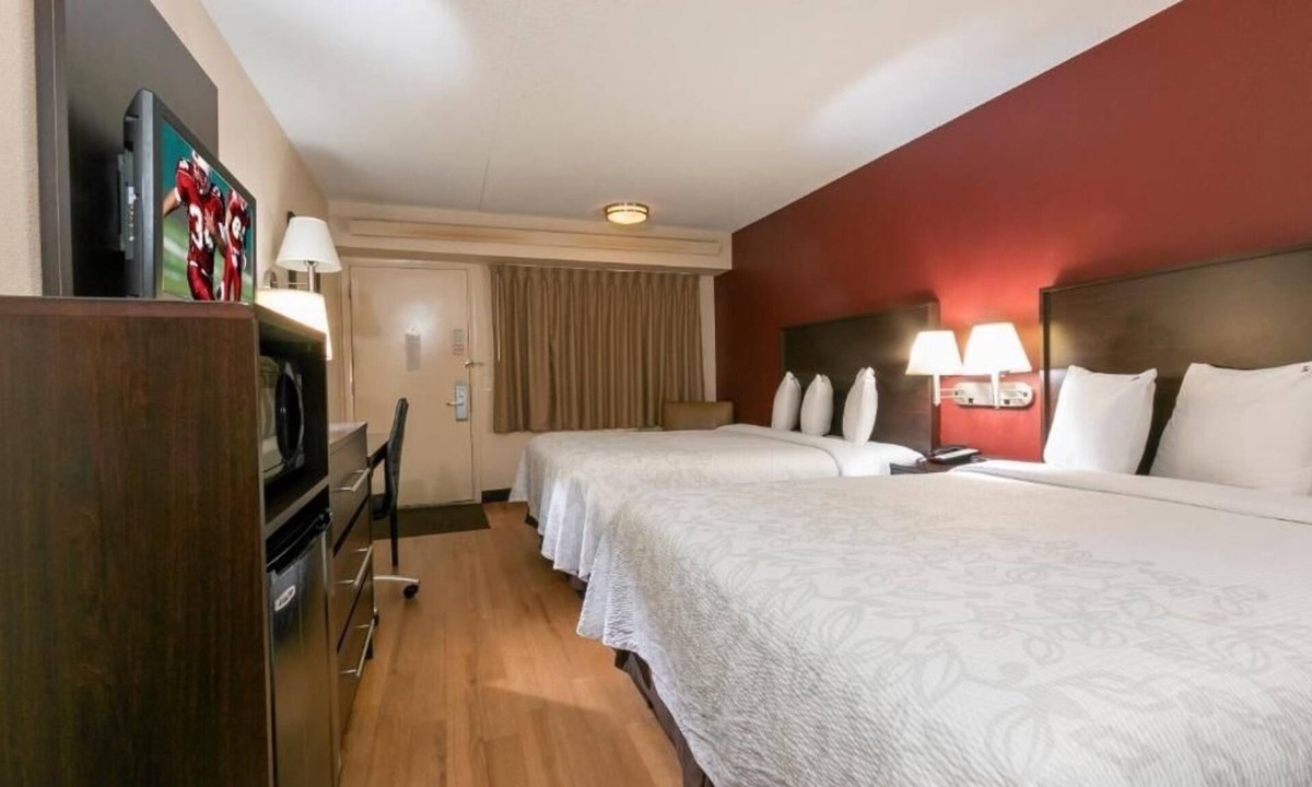 Columbus Hotel | 2-Room Stay Minutes from Downtown Art District & Entertainment