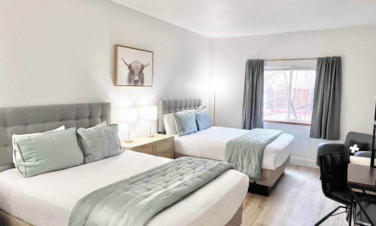 Zermatt Condo | 2070 | Remodeled 2Q Near Park City | Pool/Hot Tub