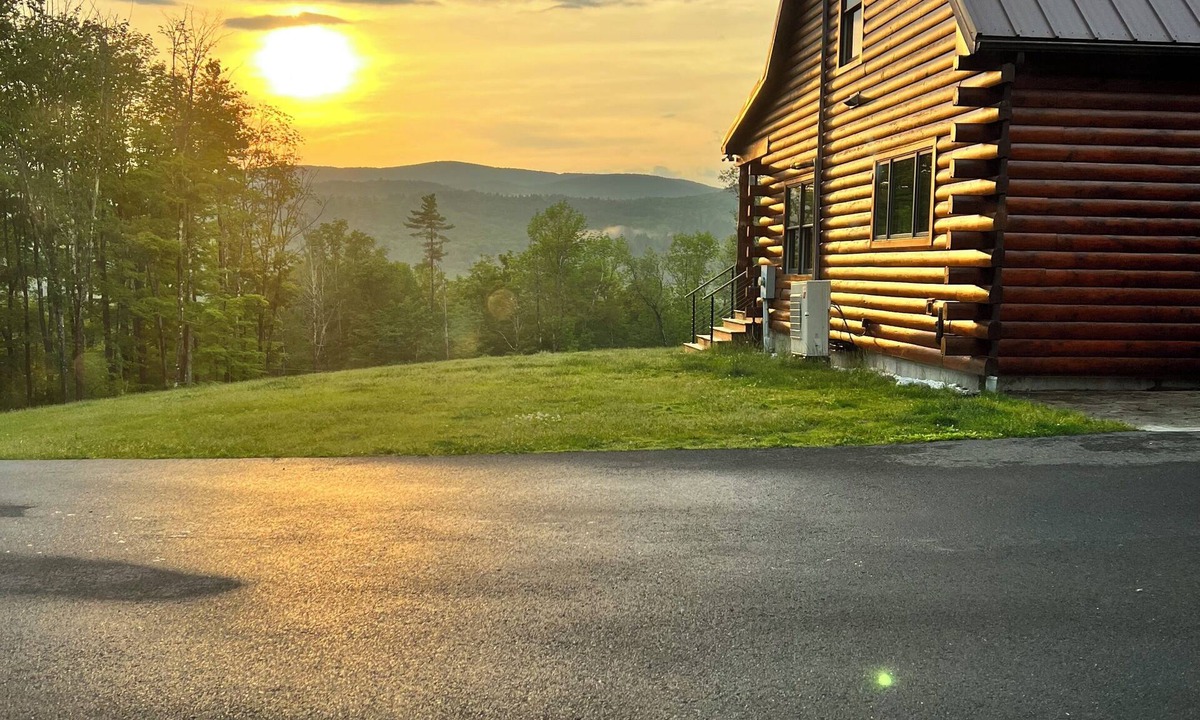 Stamford House | 24 Acre Southern Vermont Luxury Hilltop Retreat - Private Pool & Panoramic Views