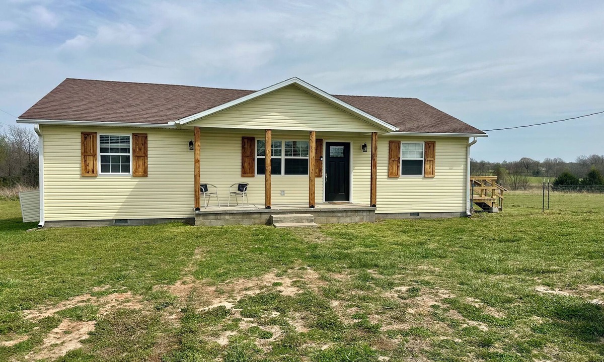 Powell House | 3-bedroom house in beautiful Stella providing a peaceful Country Getaway