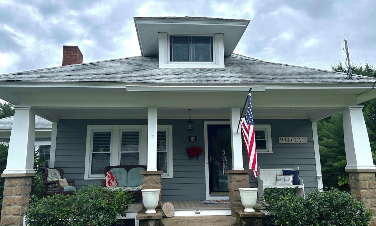 York Harbor House | 3-bedroom house in serene York perfect for relaxing getaways