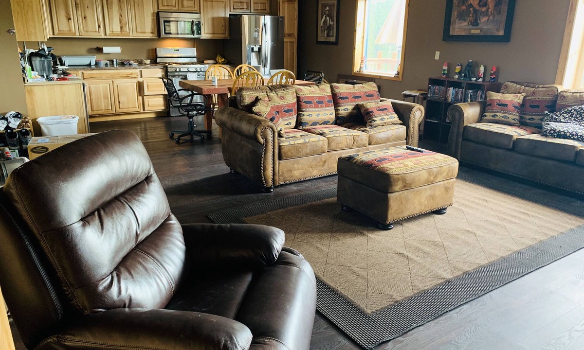 Healy House | 3 Bedroom Private Home Near Denali National Park