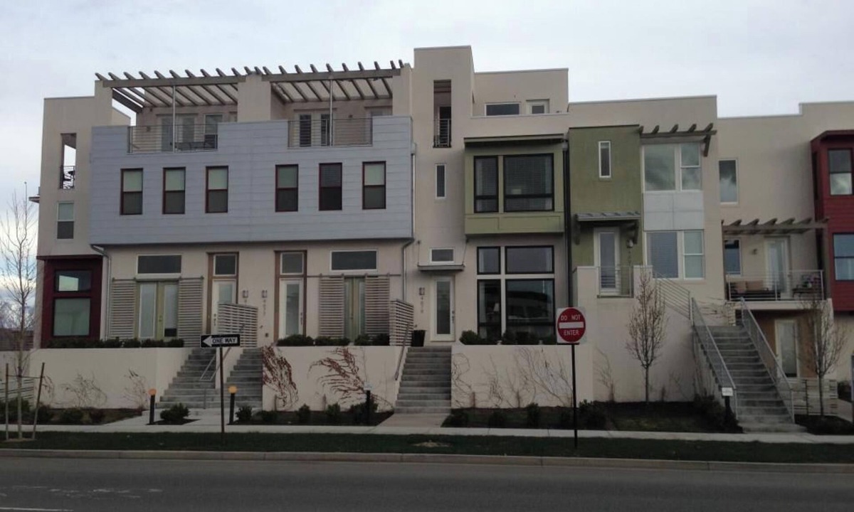 Daybreak House | 3-bedroom townhome in welcoming South Jordan with AC