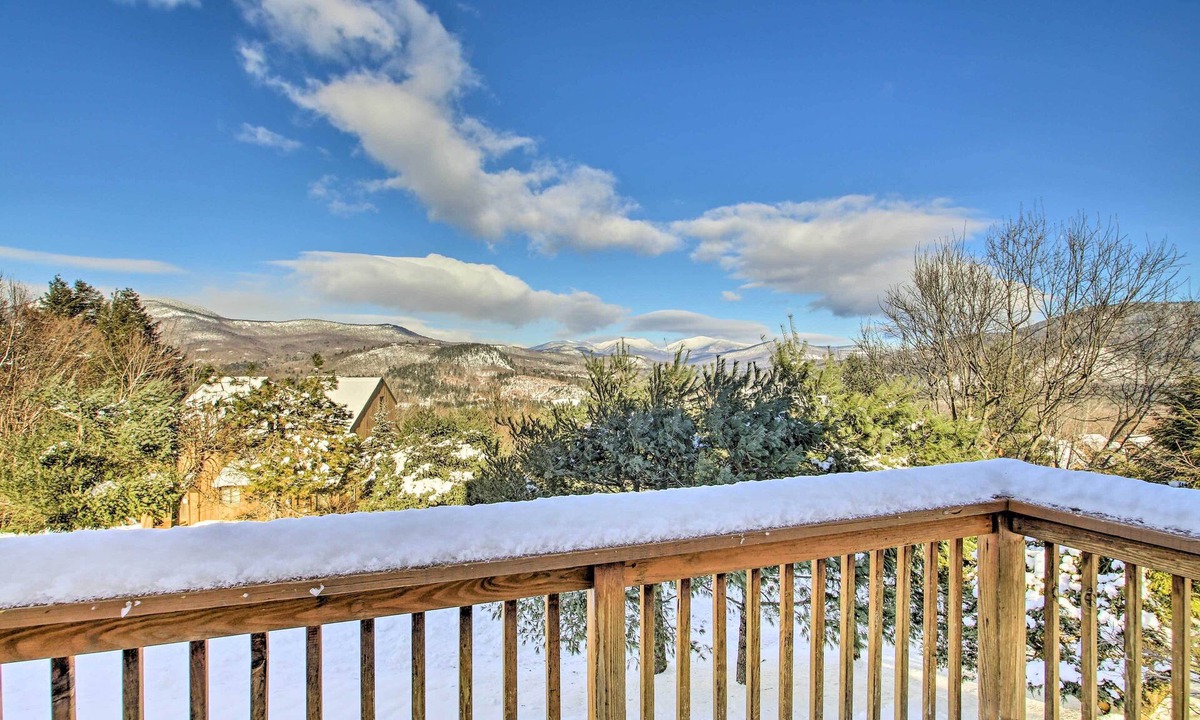 Carroll County Condo | 3 Mi to Attitash Resort: Condo w/Mtn Views!