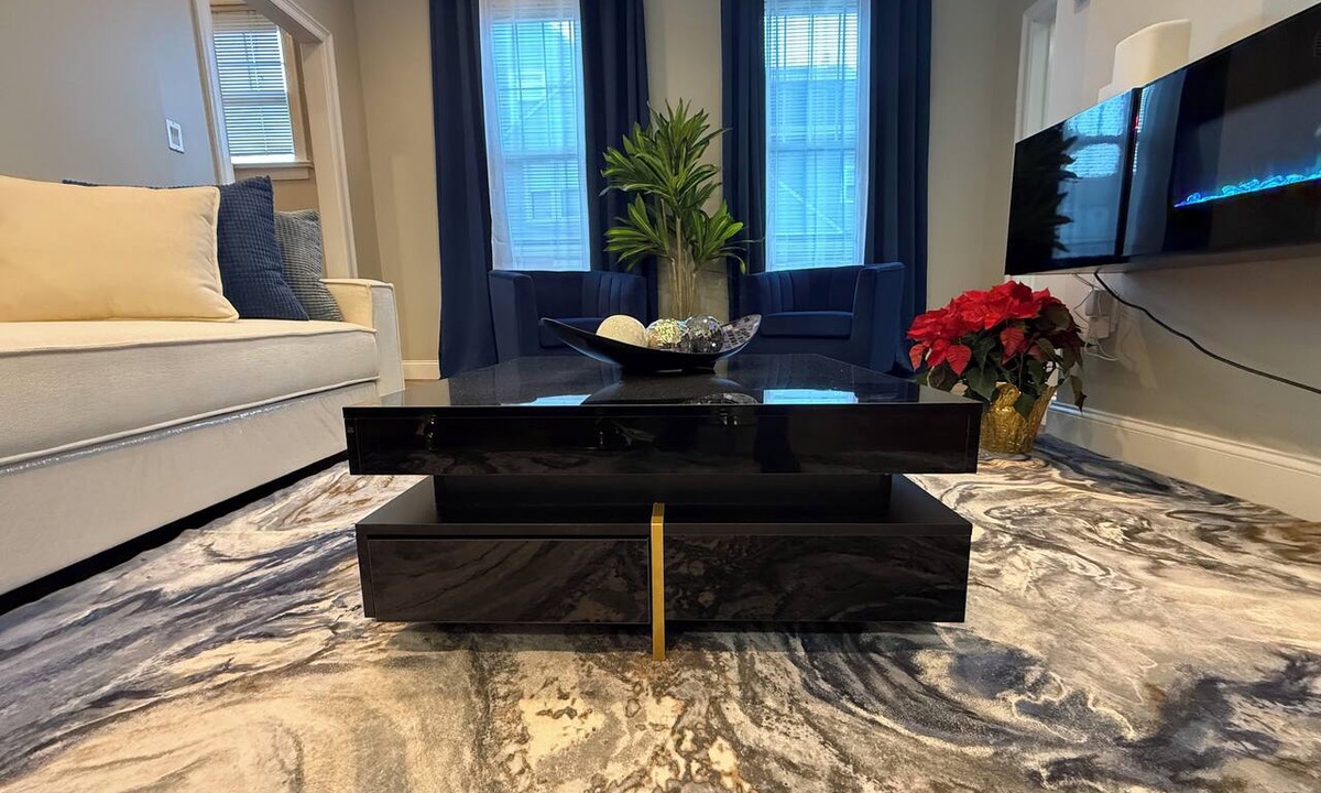 Washington Park Apartment | 3BR Executive Suite: Extended,Relocation & Renovation Stays Pet-Friendly