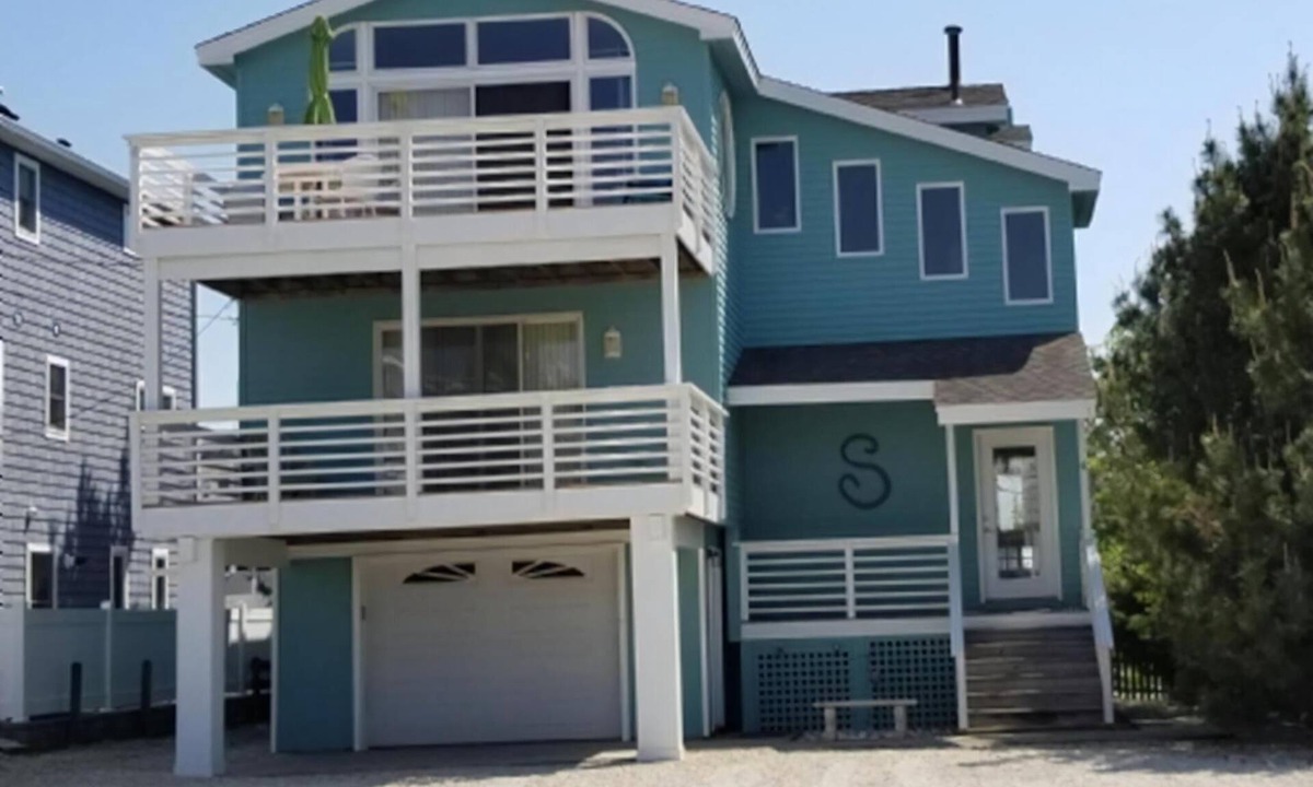 Harvey Cedars House | 4 bedroom accommodation in Harvey Cedars