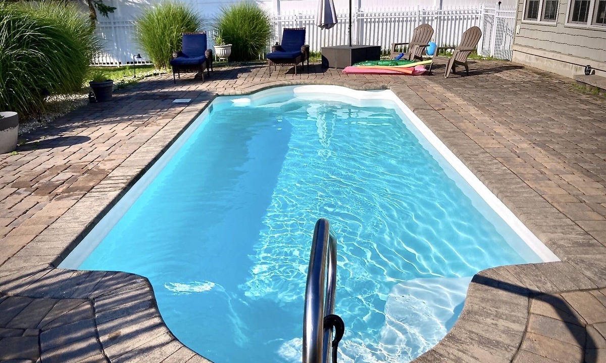 Pilottown Village House | 4 BEDROOM HOME WITH IN-GROUND POOL NEAR DOWNTOWN LEWES