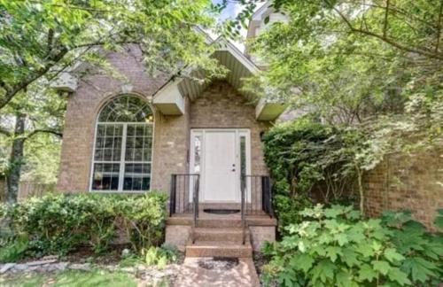 Nashville House | 4 Bedroom Nashville Corporate Rental