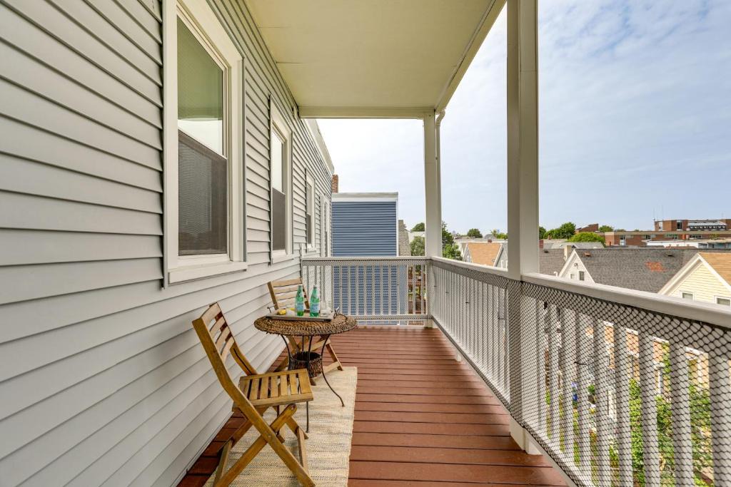 Fields Corner West Apartment | 4 Mi to Fenway Park: Pet-Friendly Dorchester Apt!