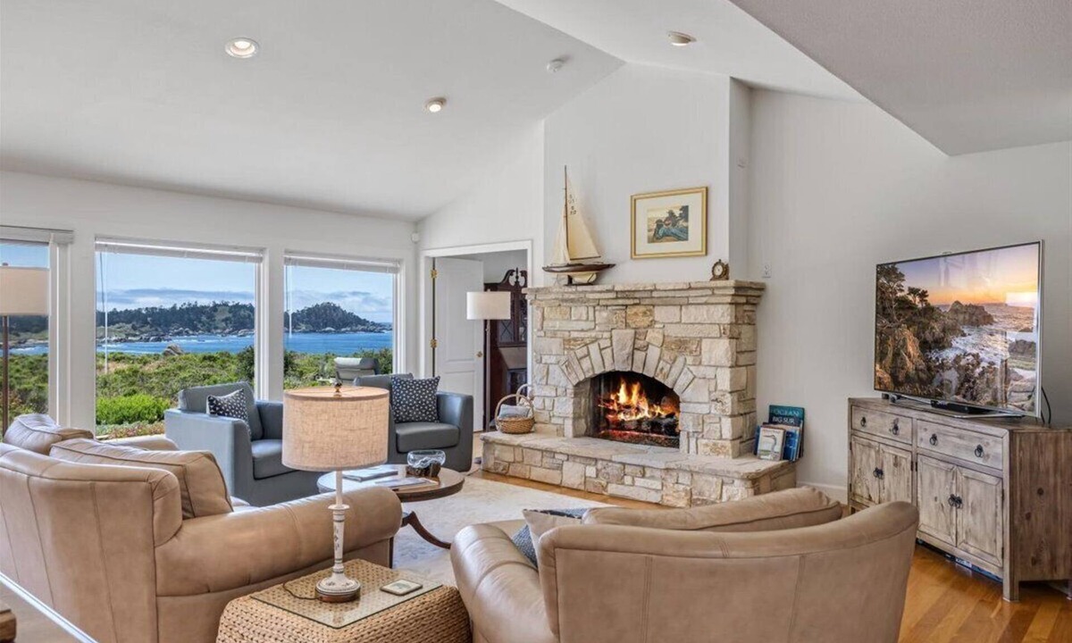Carmel Meadows House | 4076 Point Lobos Panorama Retreat - Ocean View!