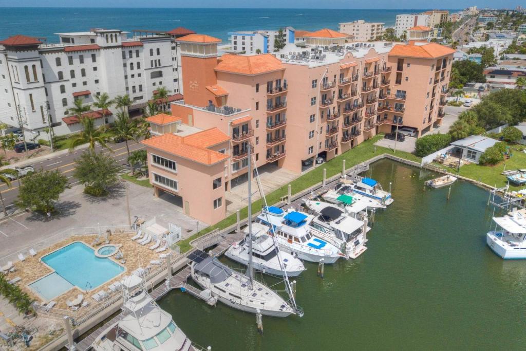 Madeira Beach House | 409 - Madeira Bay Resort