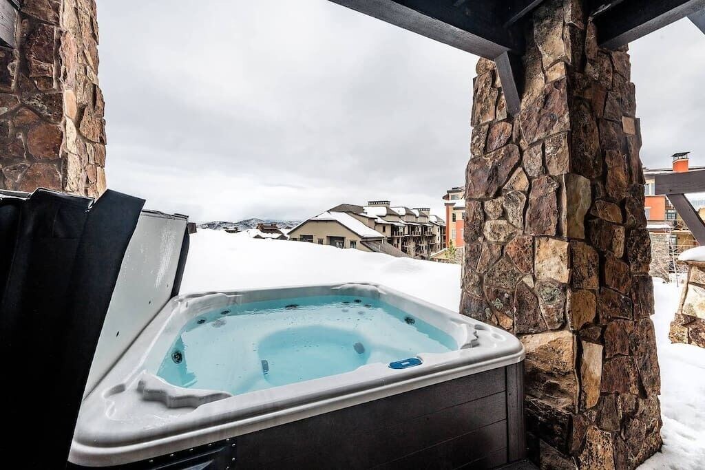 Park City House | 4092 Fairway Lane Ski in Ski out PC in Summit County