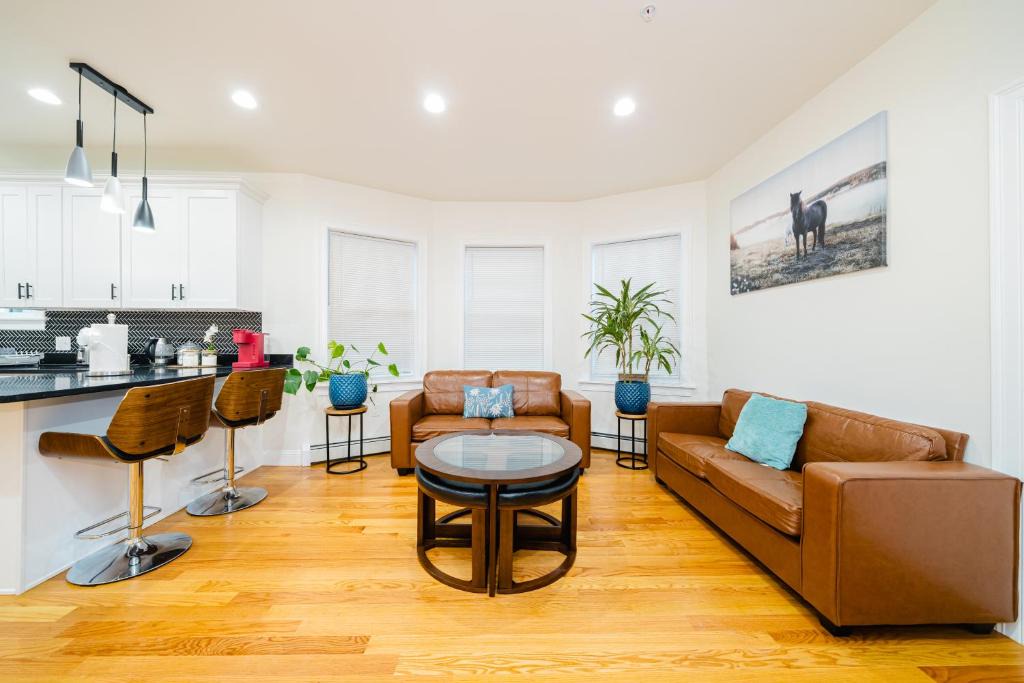Worcester Apartment | 4BR Family-Friendly Worcester Apt - Near Parks - Perfect Summer Base 16-2