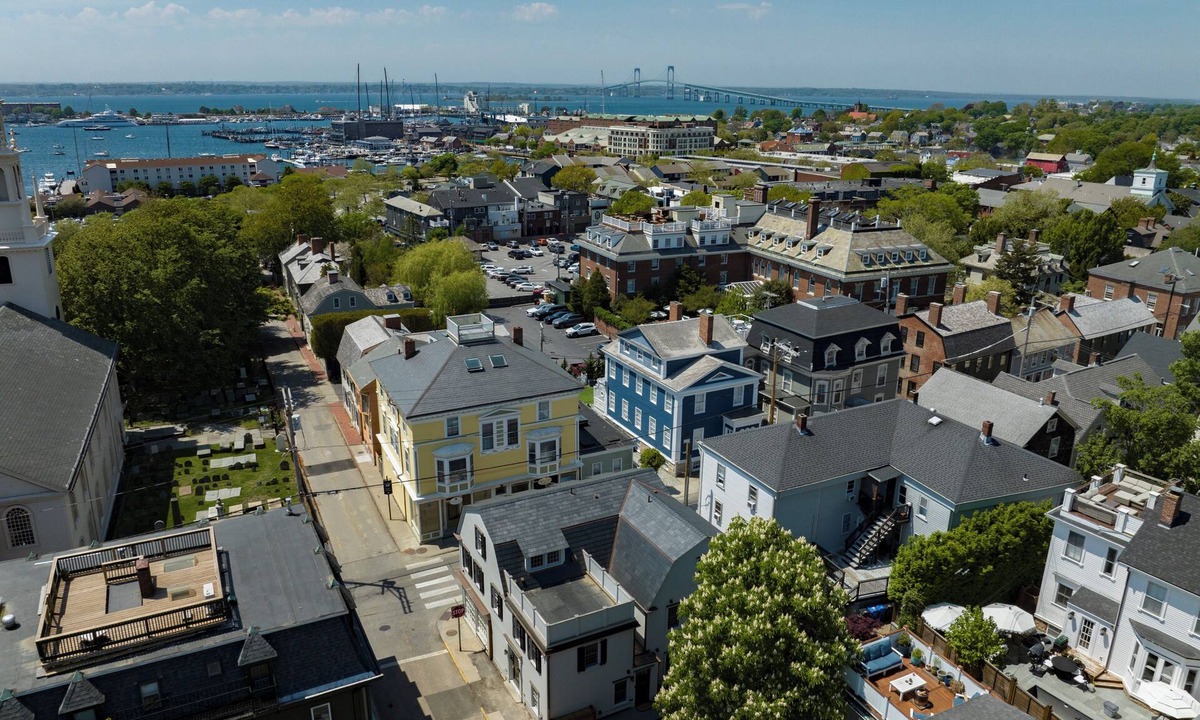 Historic Hill House | 5 Bed 4.5 Bath Newly Renovated Downtown Newport Gem
