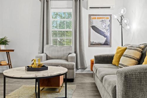 Audubon Apartment | 5 Spacious Units Close to Downtown & Expo Center