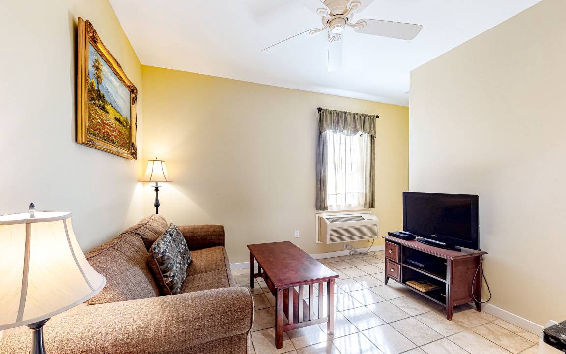 Northeast Harbor Hotel | 57 m² Hotel ∙ 2 bedrooms ∙ 5 guests