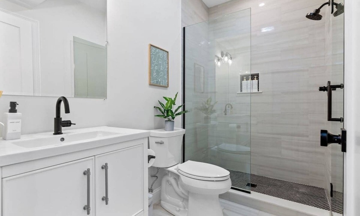 Columbus Park - Andrew Square House | 5BR3B By Subway Downtown