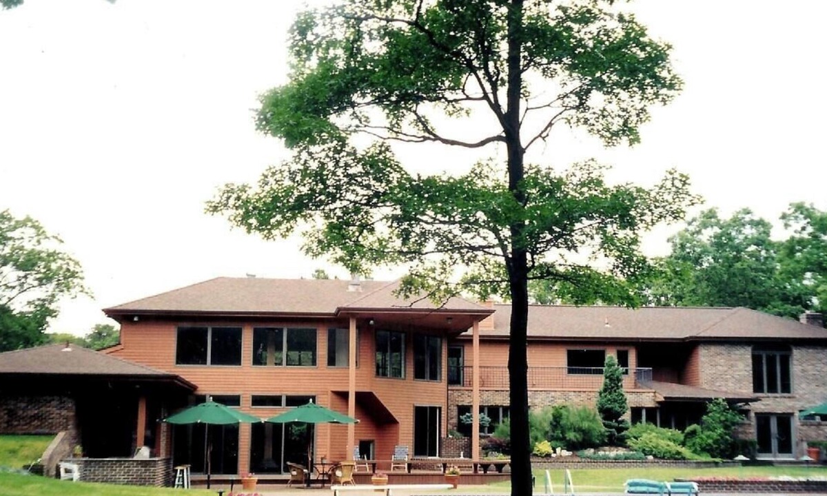 Hampton Bays House | 6500 Sq. Ft. Country Estate