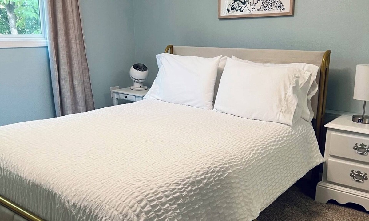 Northeast Anchorage Apartment | 907stay - Alaskan Suite