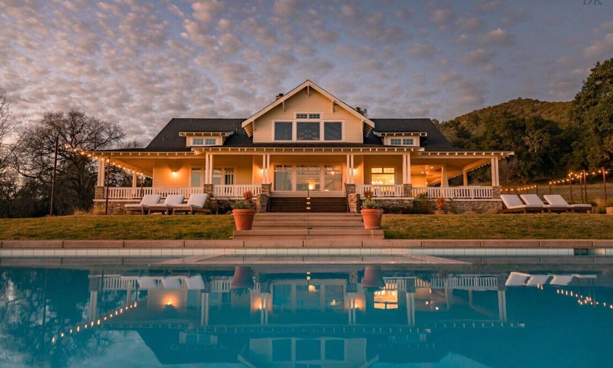 San Luis Obispo House | A peaceful Coastal California oasis and outdoor paradise.