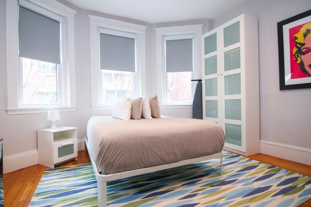 North Brookline Apartment | A Stylish Stay w/a Queen Bed, Heated Floors. #14