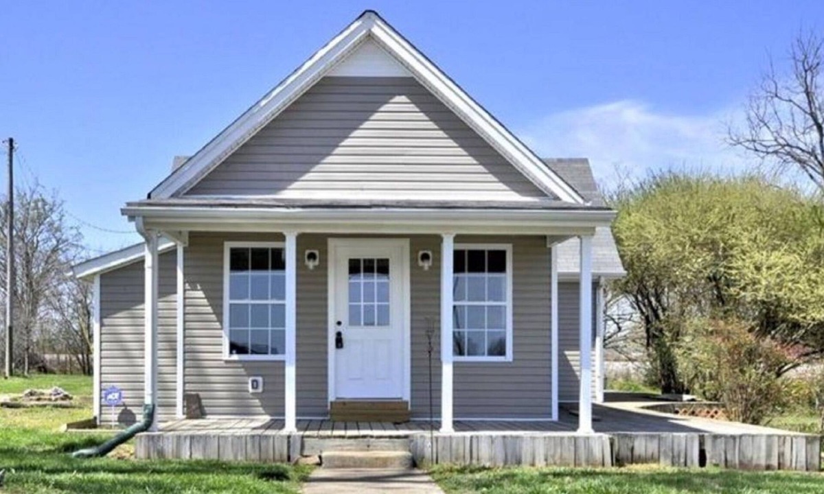 Clarksville House | A Tennessee Tiny House: A Quiet Readaway Retreat for Rest & Reconnection