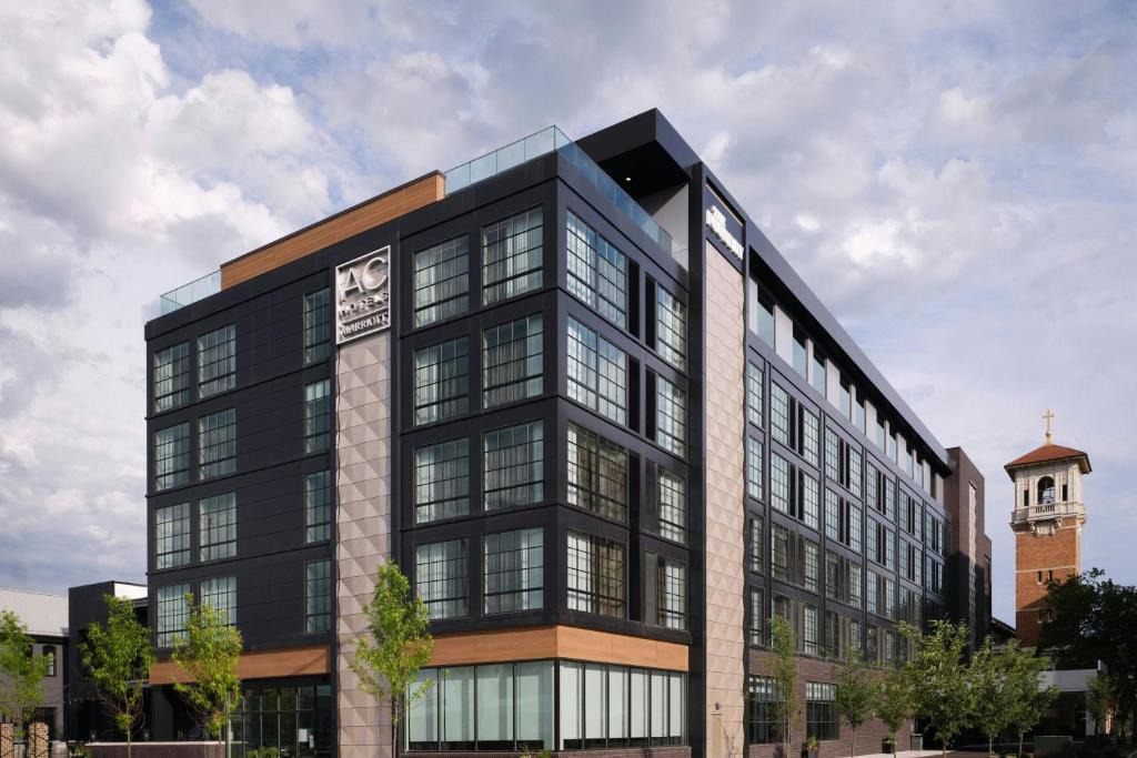 Downtown Dayton Hotel | AC Hotel by Marriott Dayton