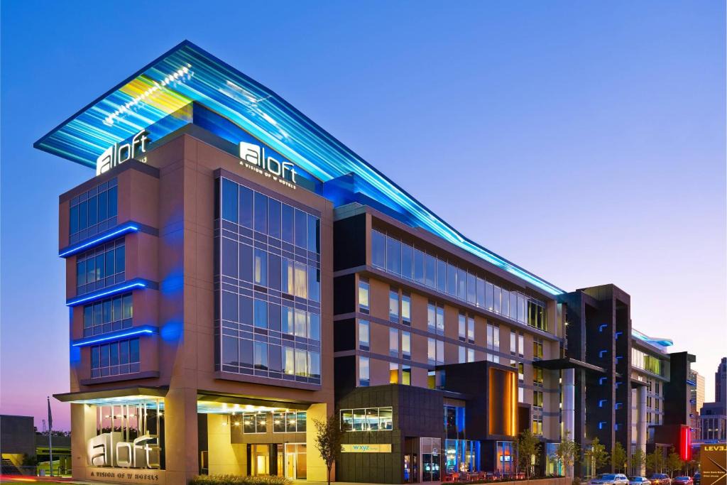 Downtown Oklahoma City Hotel | Aloft by Marriott Oklahoma City Downtown - Bricktown