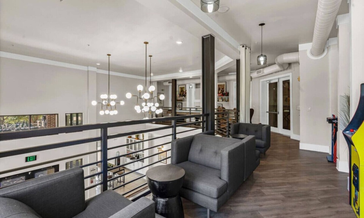 Las Colinas Apartment | Apex Executive Apartments - Lake Carolyn TX