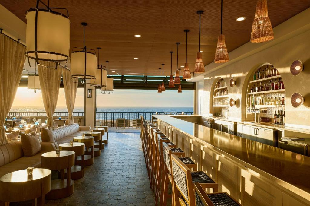 North Ocean City Hotel | Ashore Oceanfront Hotel by Marriott