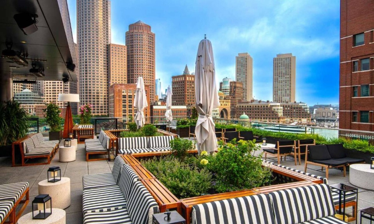 Seaport District Hotel | Award Winning Stay + Rooftop Bar & On Site Dining