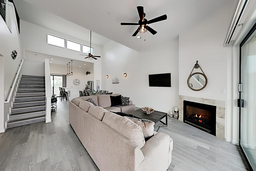 Oceano Apartment | Barefoot Wishes