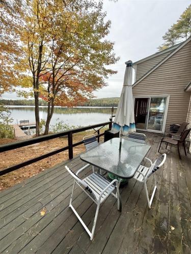 Sebago Villa | BARKER POND ESCAPE LIMIT 8 villa