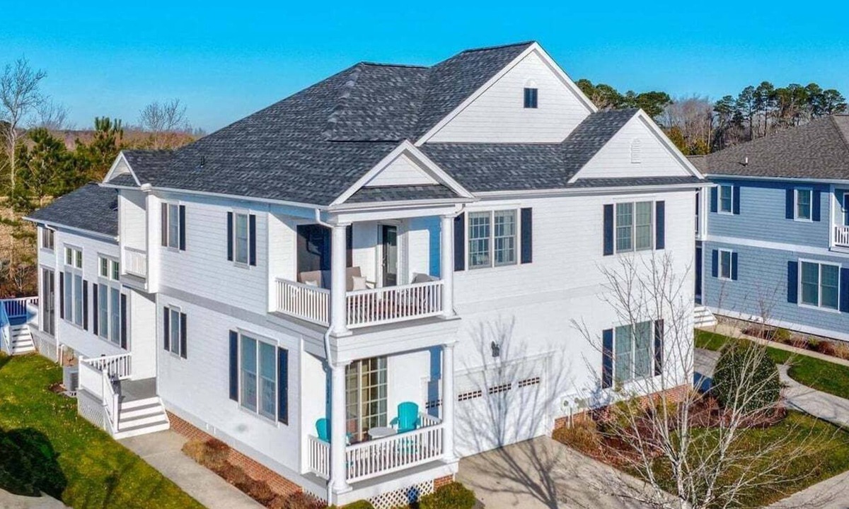 The Commons House | Bayside Resort: 4 BR 3 Full Bath Lovely Twin House