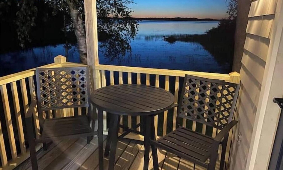 Orono Cottage | Beautiful 2 bedroom cottage on Pushaw Lake
