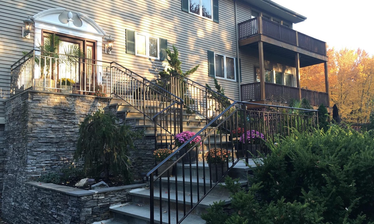 Mount Marion House | Beautiful Saugerties Rental -Pool, Fire Pit, close to HITS, Hiking, Festivals