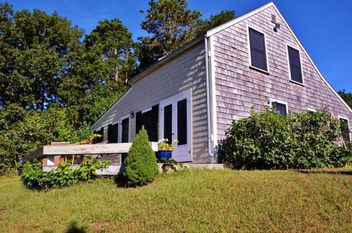 Ipswich House | Beautiful Views, 1 Mi to Beach! Ipswich Cottage