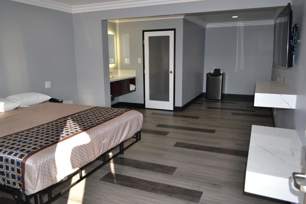 Bell Gardens Hotel | Bell Gardens Inn Los Angeles - Bell Gardens