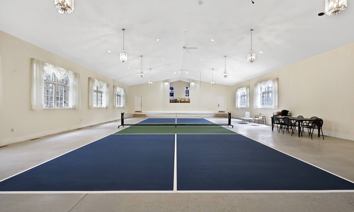 Ashley Falls House | Berkshires Retreat with Private Pickleball Court – Perfect for Large Groups!
