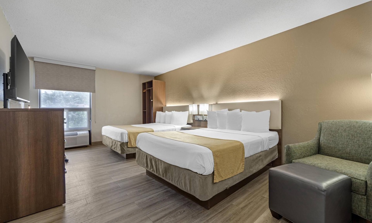 Dover Hotel | Best Western Galaxy Inn