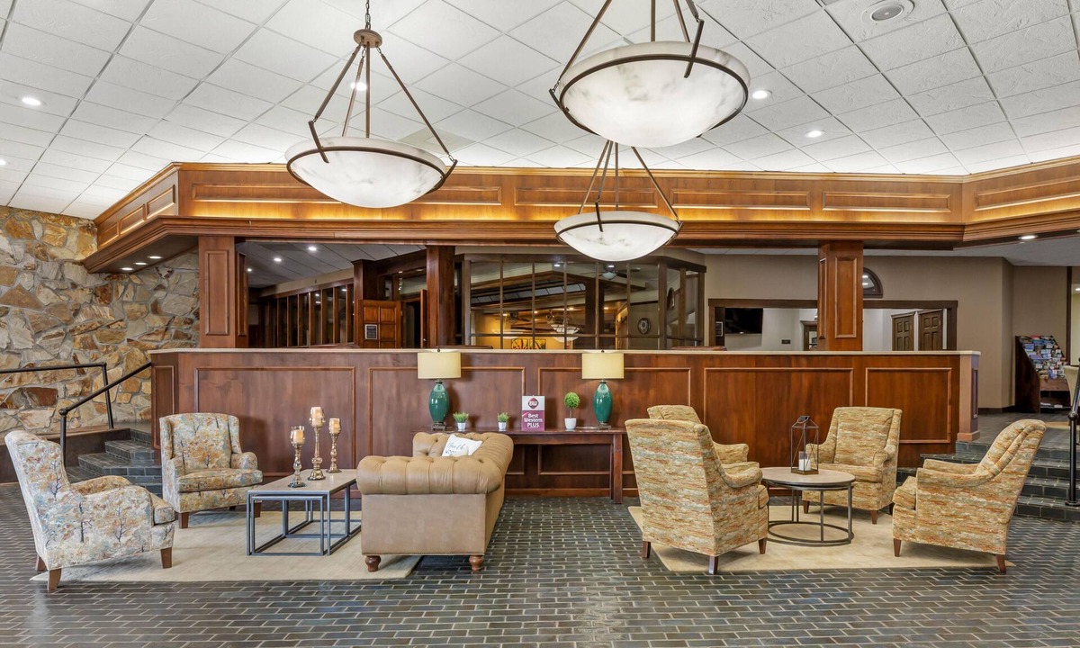Wooster Hotel | Best Western Plus Wooster Hotel & Conference Center