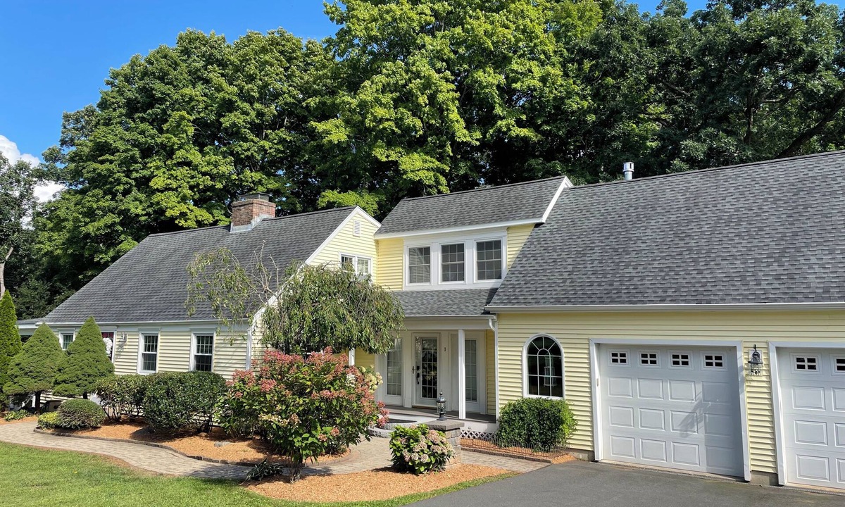 Bloomfield House | Bloomfield Gather - 2 house compound, in Bloomfield, Connecticut