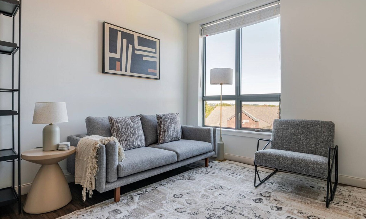 Newtonville Apartment | Blueground | Newtonville, fitness center, nr Crystal Lake