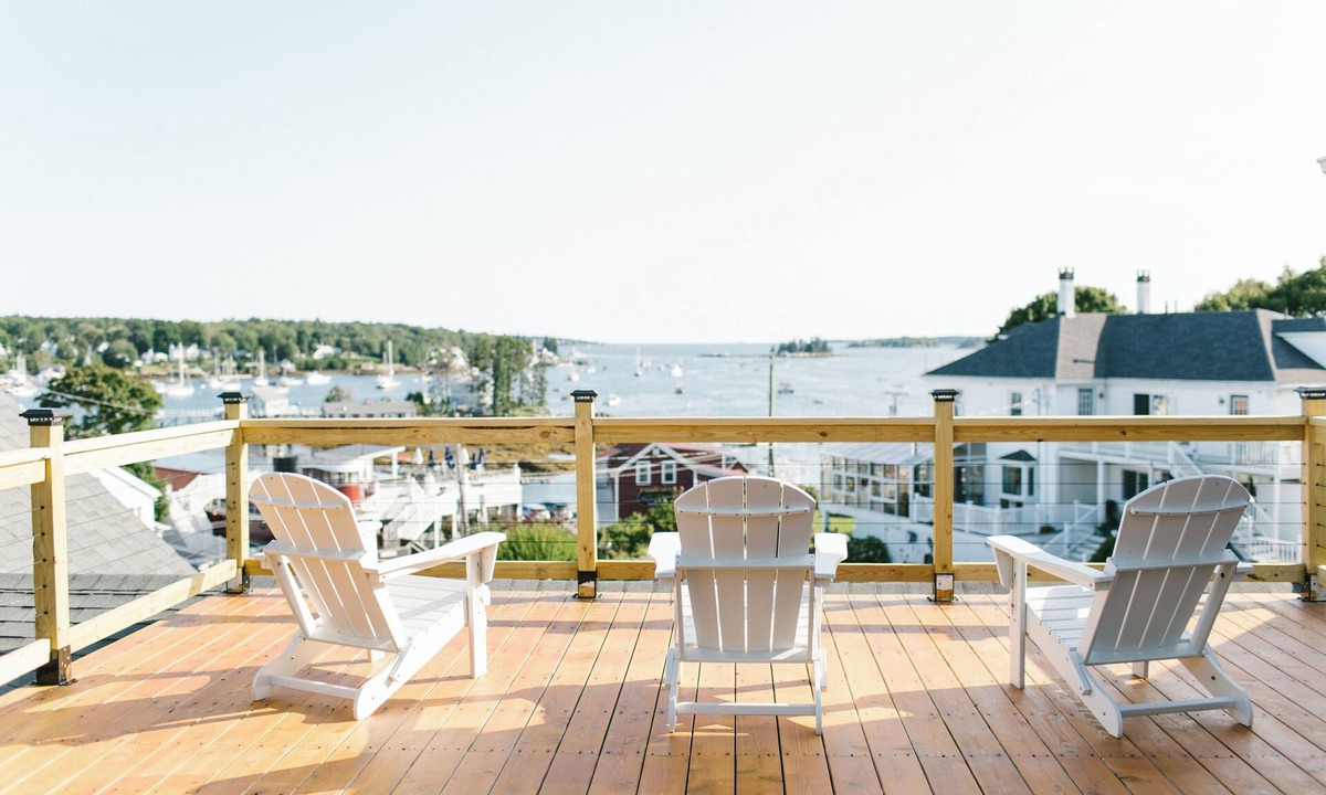 Boothbay Harbor Hotel | Boothbay Harbor King Suite - Room 1 at Greenleaf Inn - Balcony, Harbor Views!